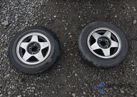 2005 Scion Xb from USA, damaged, VIN JTLKT324954021760